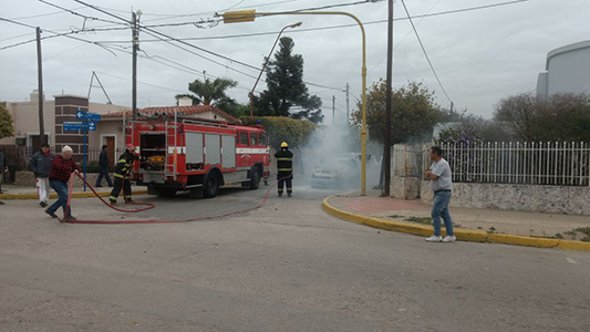 incendio auto villa nueva (3)
