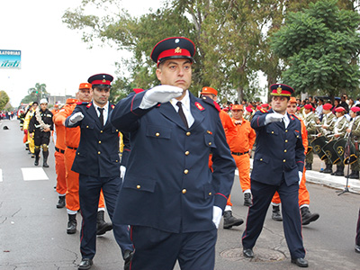 desfile-VillaNueva-bomberos