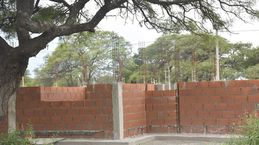 Tio Pujio: avanza la construcción de nuevas viviendas en Los Algarrobos