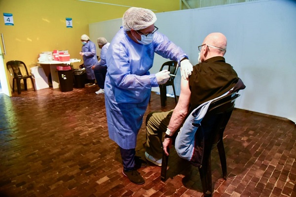 Se perdieron 4 vacunas por corte de cadena de frío en el Favio